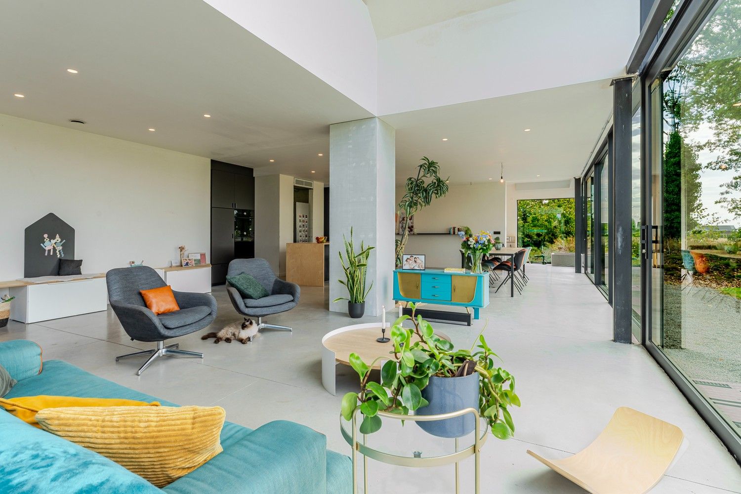 Moderne villa met bijgebouw op unieke landelijke ligging in centrum Zwevezele foto 10