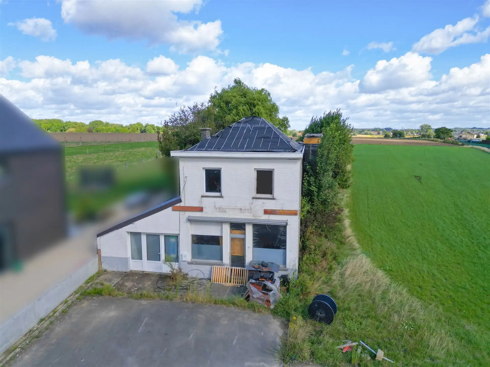 Renovatiepand met veel potentieel in Heurne! foto 3