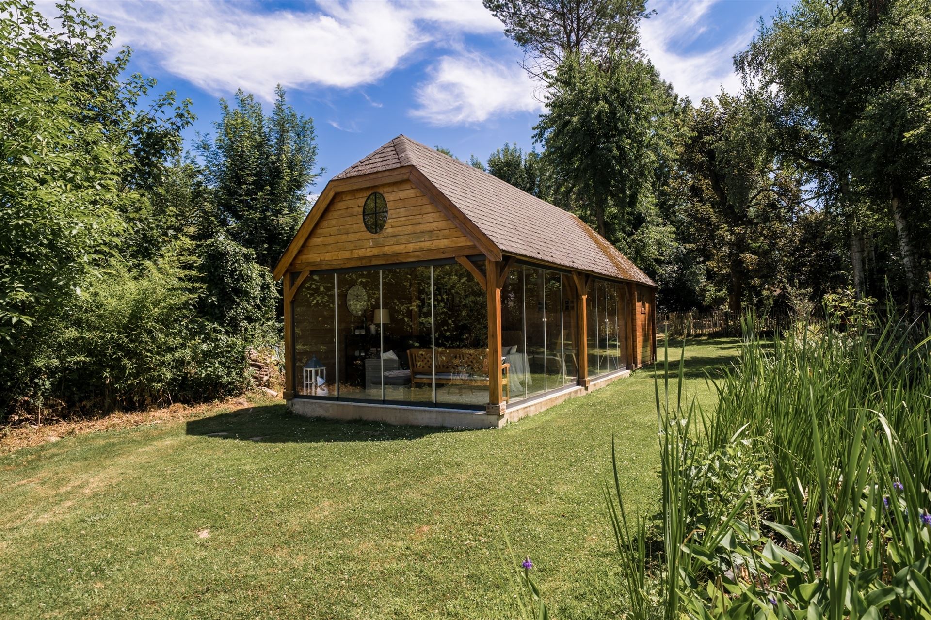 Unieke villa te koop met als troeven: Rust, ruimte en comfort in het groen foto 7