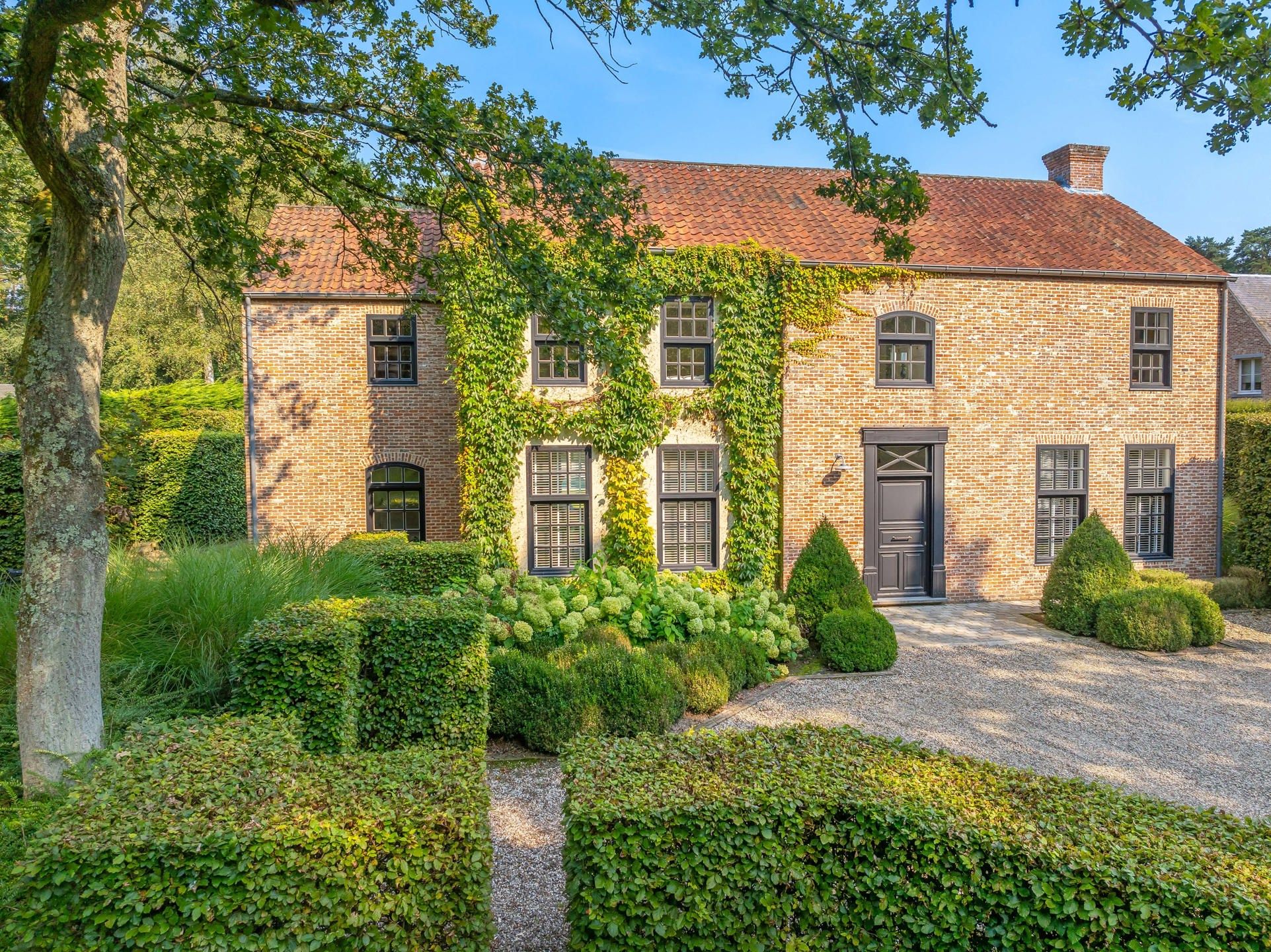 Stijlvolle villa met zwembad en Heritage bijgebouw foto 3