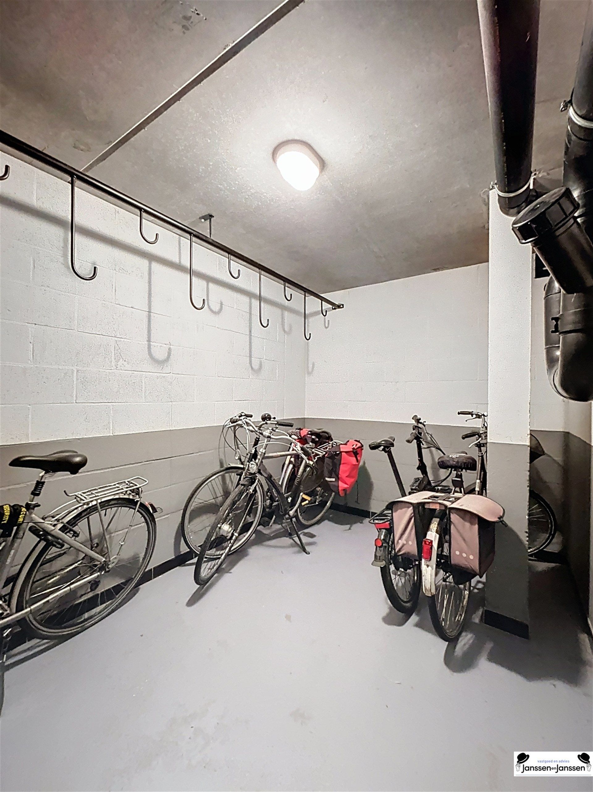 Ruim gelijkvloers appartement met topligging in Oostende foto 17