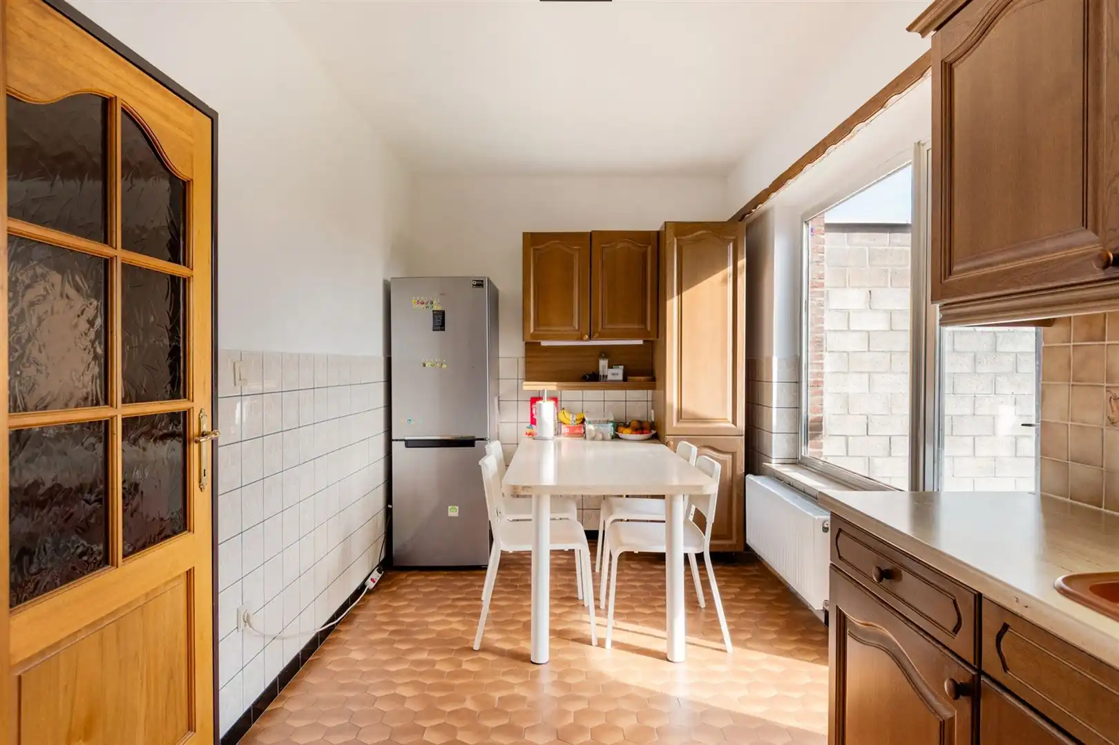 Ruime bel-etagewoning op ca. 350m2 met 3 slaapkamers foto 6