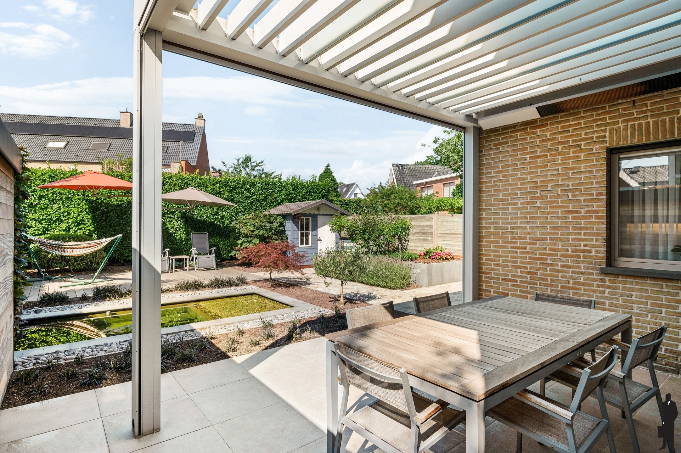 Verrassend ruime woning met 5 slpks en ZW georiënteerde tuin foto 11
