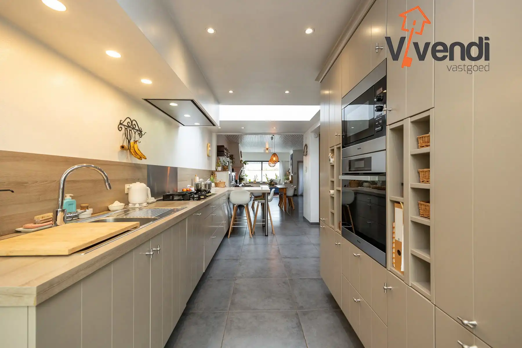 Ruime 3 slpk woning met gezellige tuin. foto 7