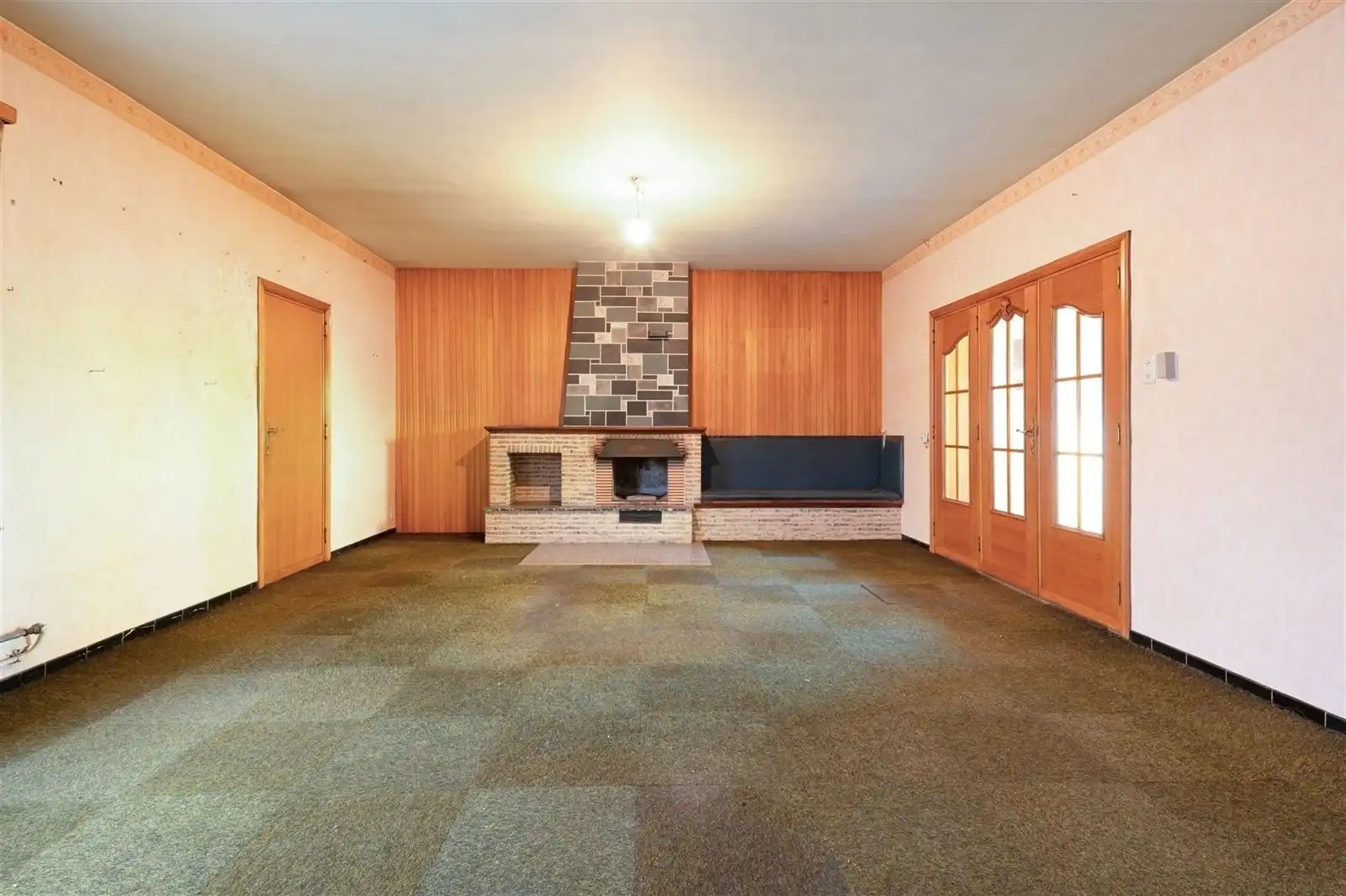 Uitzonderlijk renovatieproject met authentieke kapel! foto 15