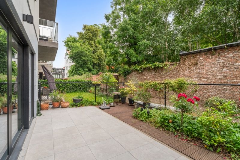 Instapklaar gelijkvloers appartement in het hart van Lokeren! foto 14