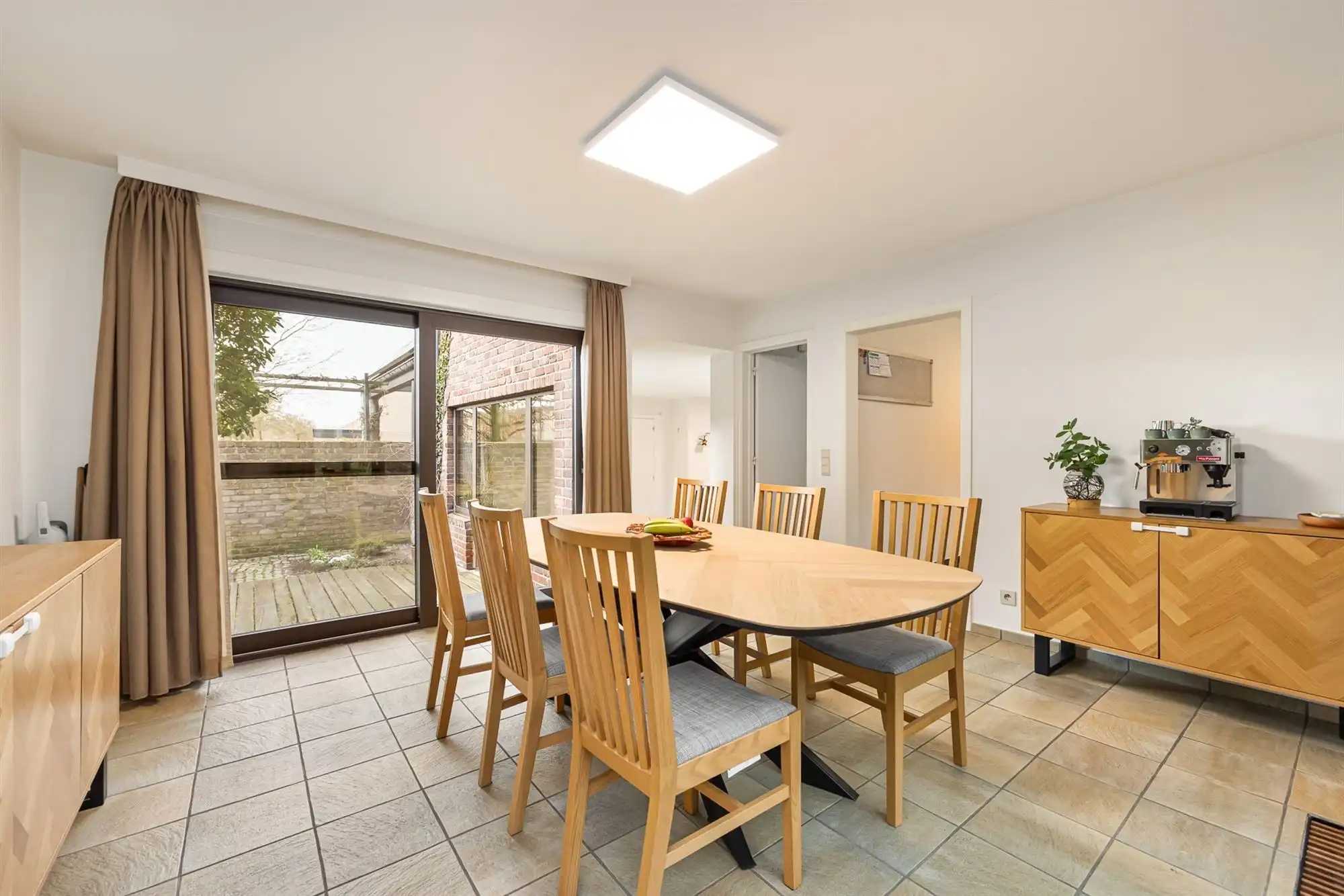 Instapklare open bebouwing met ruime tuin in een groene omgeving foto 5