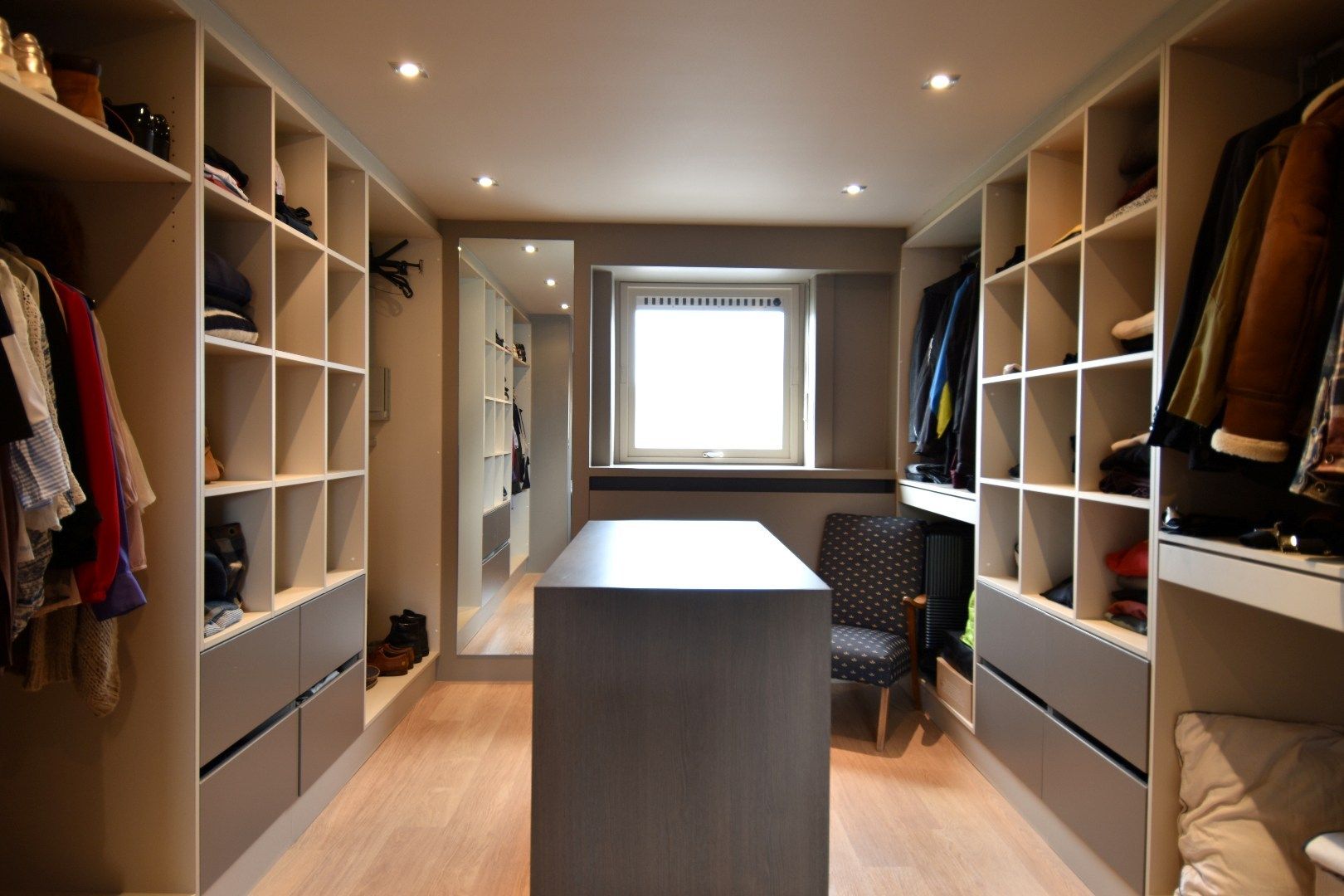 Charmante alleenstaande woning met 3 slaapkamers, tuin en garage in een rustige straat te Rollegem foto 12