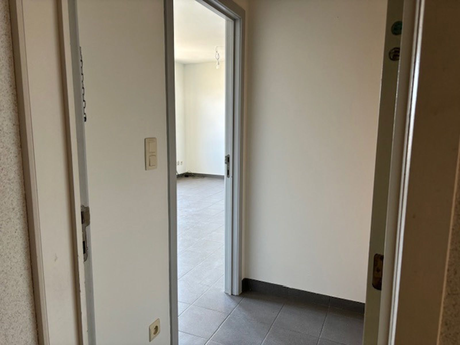 Gezellig appartement 1 slp met garage te Landen foto 2