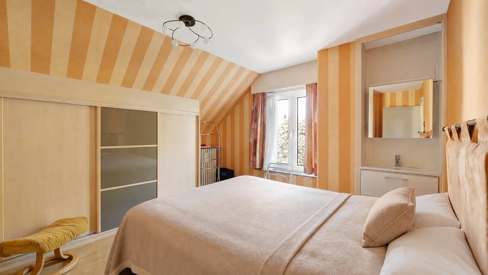 Alleenstaande villa met 5 slaapkamers met perfecte oriëntatie aan de Keuvelhoek. foto 20