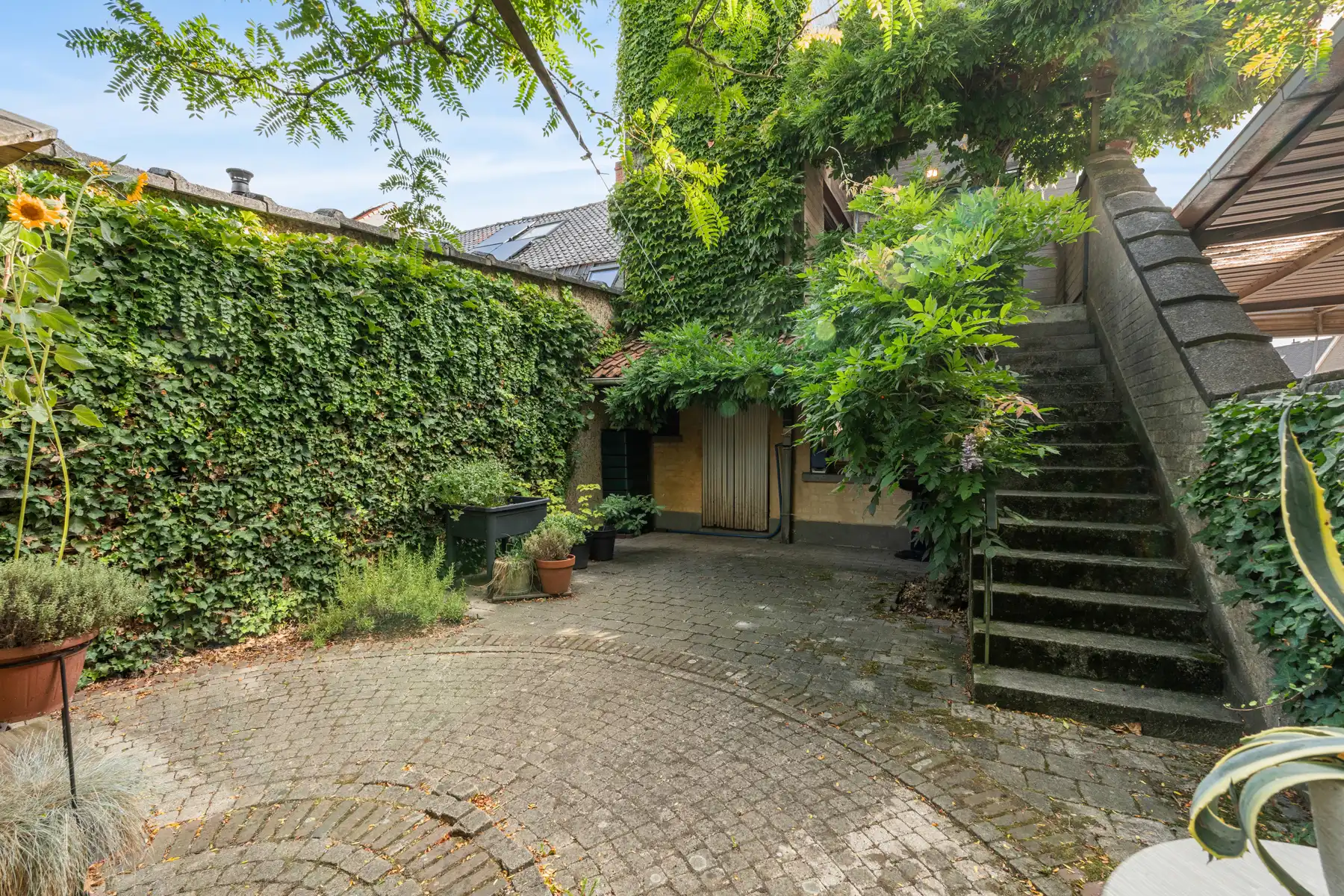 Instapklare woning met garage, 3 slaapkamers, tuin en terras foto 22