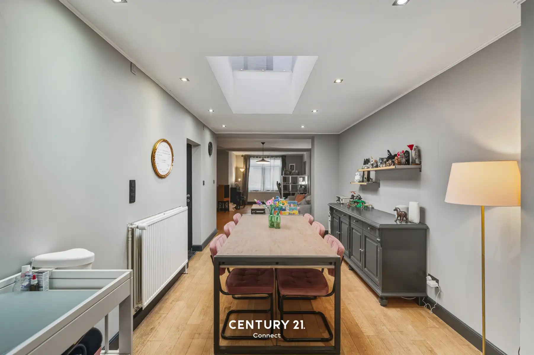 Stadswoning met tuin en dubbele garage foto 5