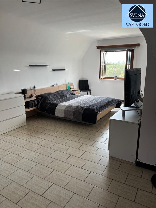 MOOIE RUIME VILLA MET SLAAPKAMERS EN TUIN  foto 15