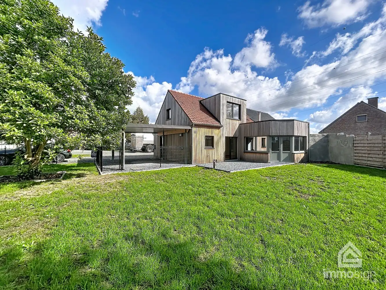 Charmante, instapklare nieuwbouwwoning met 3 slaapkamers nabij Bree centrum! foto {{pictureIndex}}