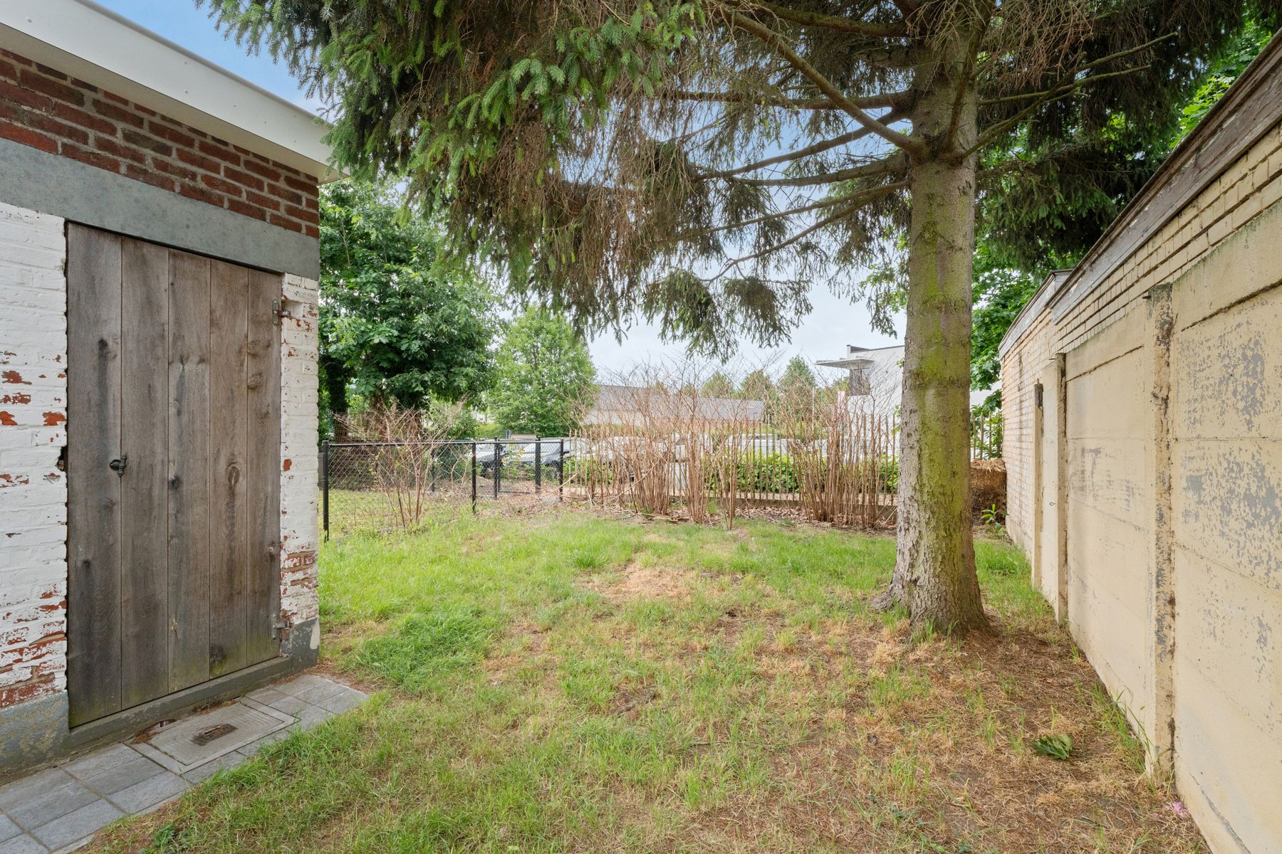 Te koop: instapklare energiezuinige woning in het charmante Drongen foto {{pictureIndex}}