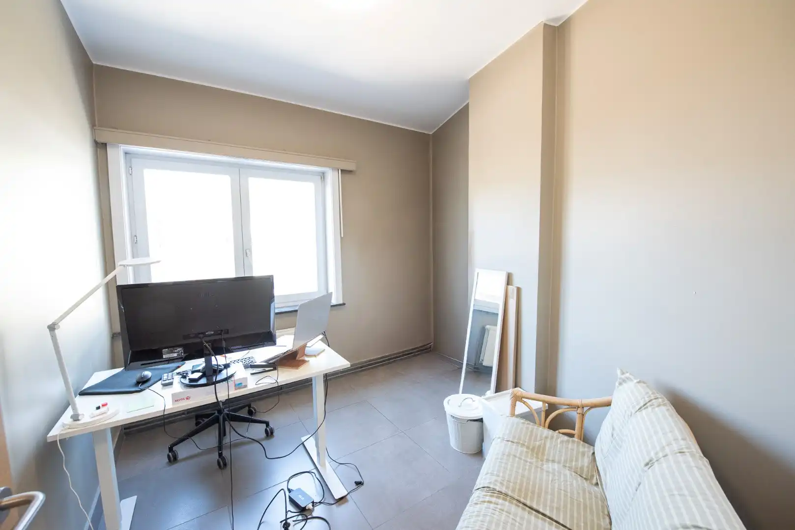 Charmante en goed onderhouden woning te huur nabij station van Waregem foto 12