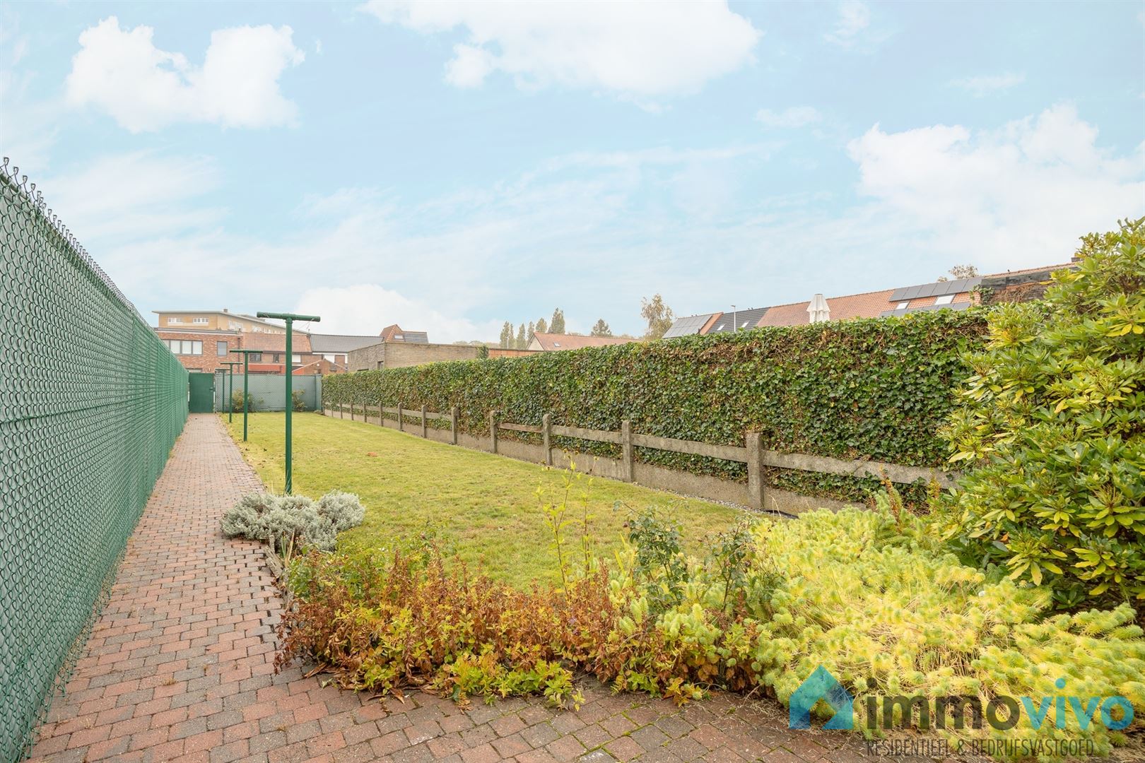 Te renoveren woning met 2/3 slaapkamers en grote tuin. foto 16