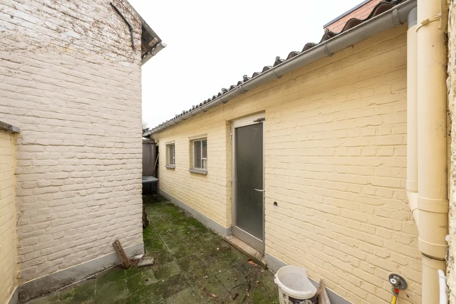 Handelsruimte met woonst te Ruiselede. foto 25