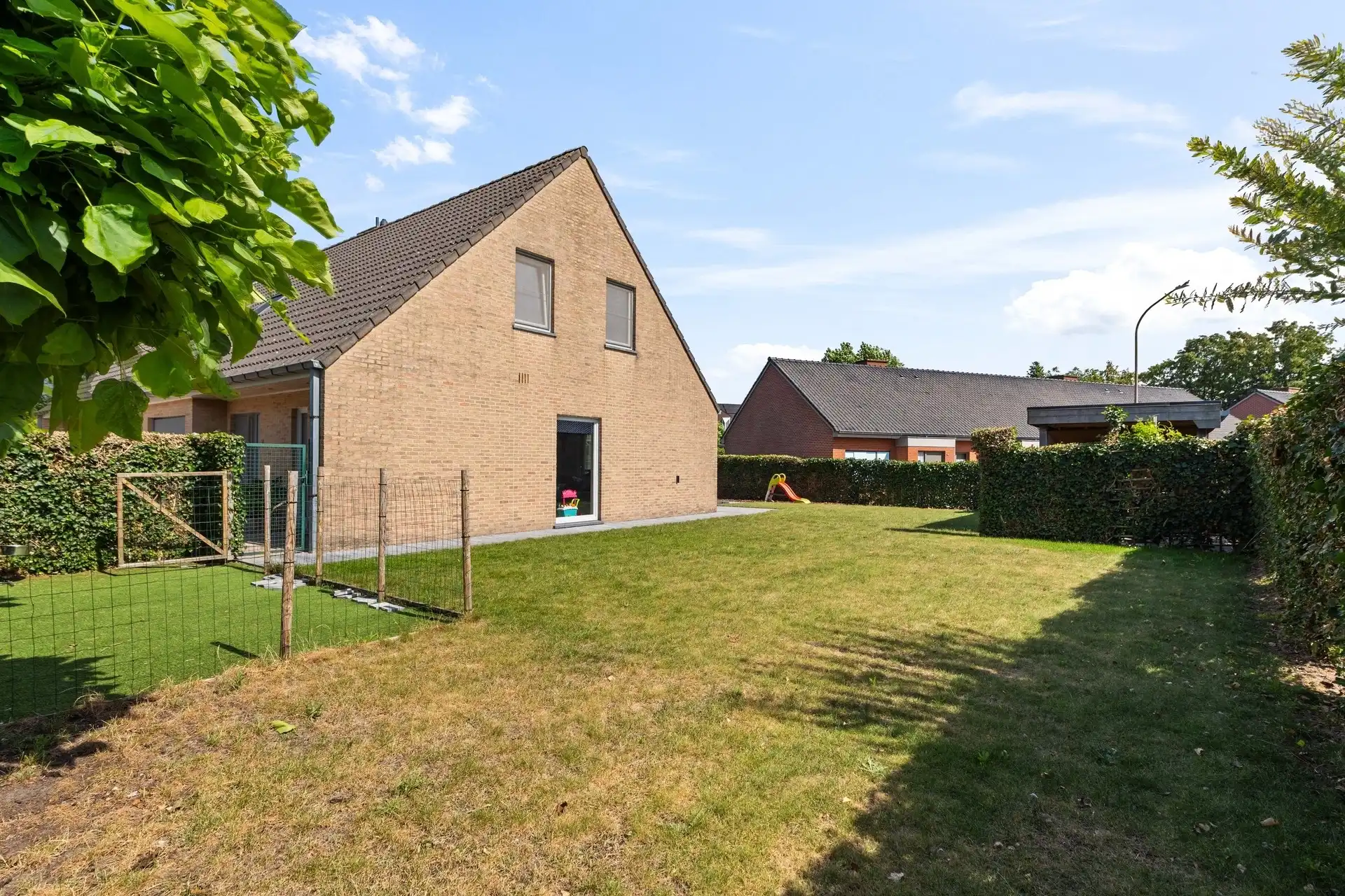 Instapklare halfopen bebouwing, met zuid-west gerichte tuin op rustige ligging te Berlare foto 11
