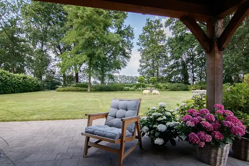 Landelijk&nbsp;ingerichte villa op exclusief en rustig gelegen perceel met een straatbreedte van 38m terug te vinden in één van de meeste geliefde Hasseltse buurten 'Berkenveld' foto 21