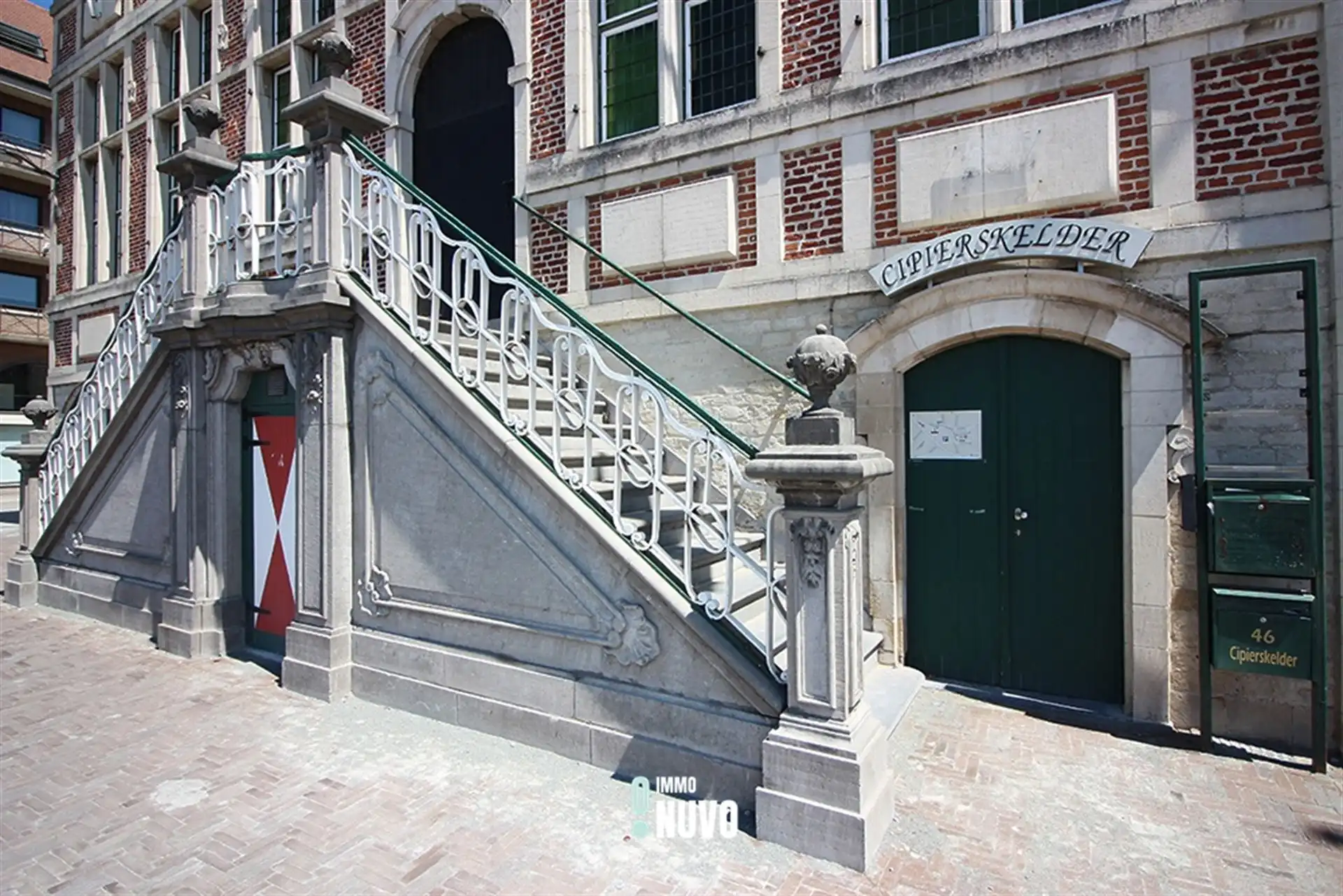 Commercieel gebouw foto 4