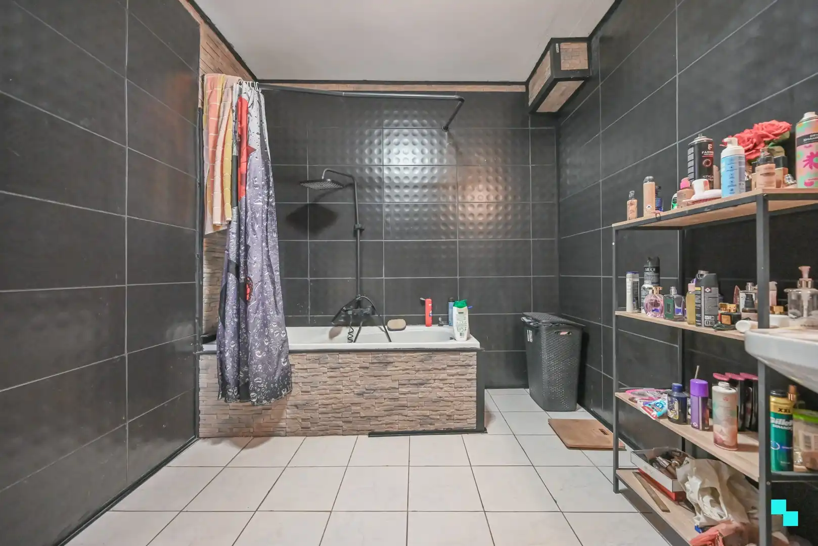 Appartementsgebouw met 3 verhuurde entiteiten in hartje Izegem foto 7