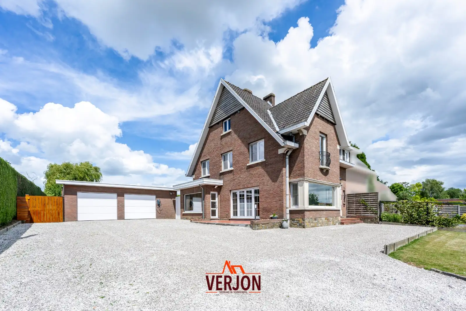 KIJKDAG 27/06/2026! Ruime gezinswoning op 1.863 m² met 4 slaapkamers en dubbele garage! foto 2