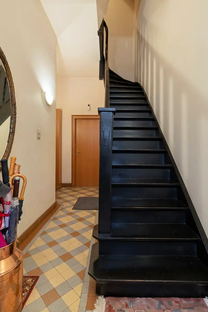 Ruime Stadswoning met garage op topligging foto 2