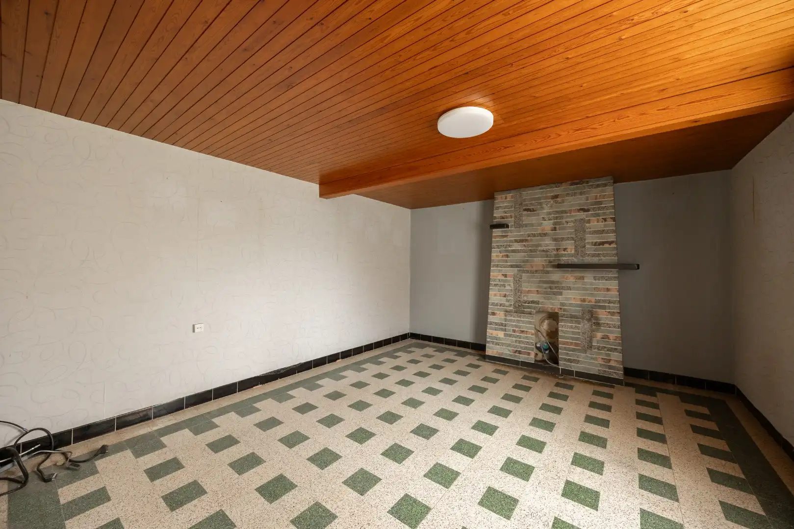 Te renoveren woning op leuke locatie kortbij Overpelt centrum foto 5