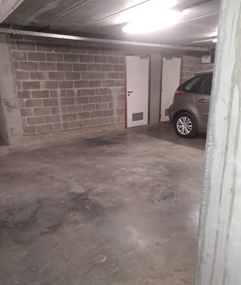 Autostaanplaats S2 – Residentie “Provence” – Asse foto 8