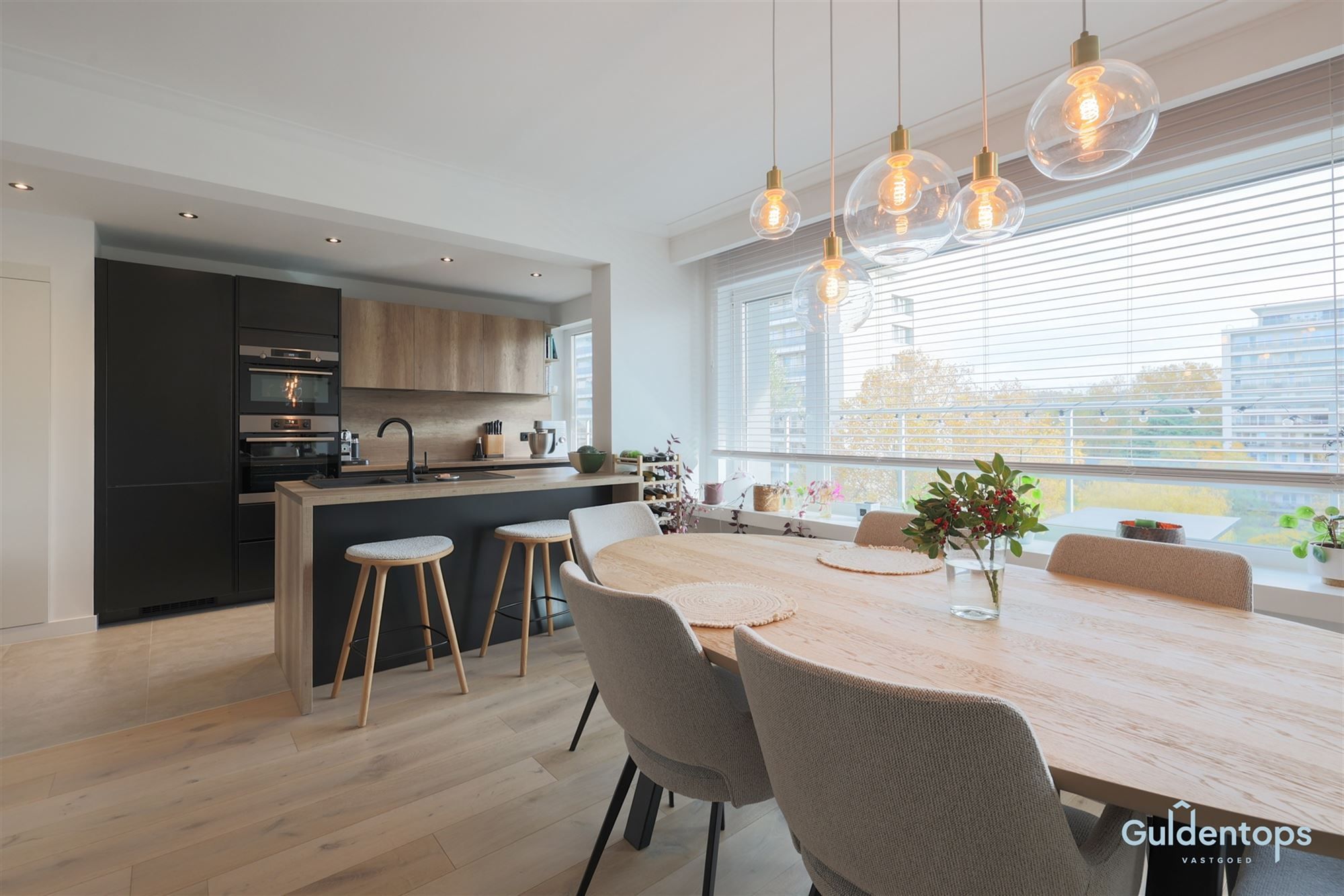 mooi 2 slkpkamerappt op topligging met fantastisch uitzicht foto 8