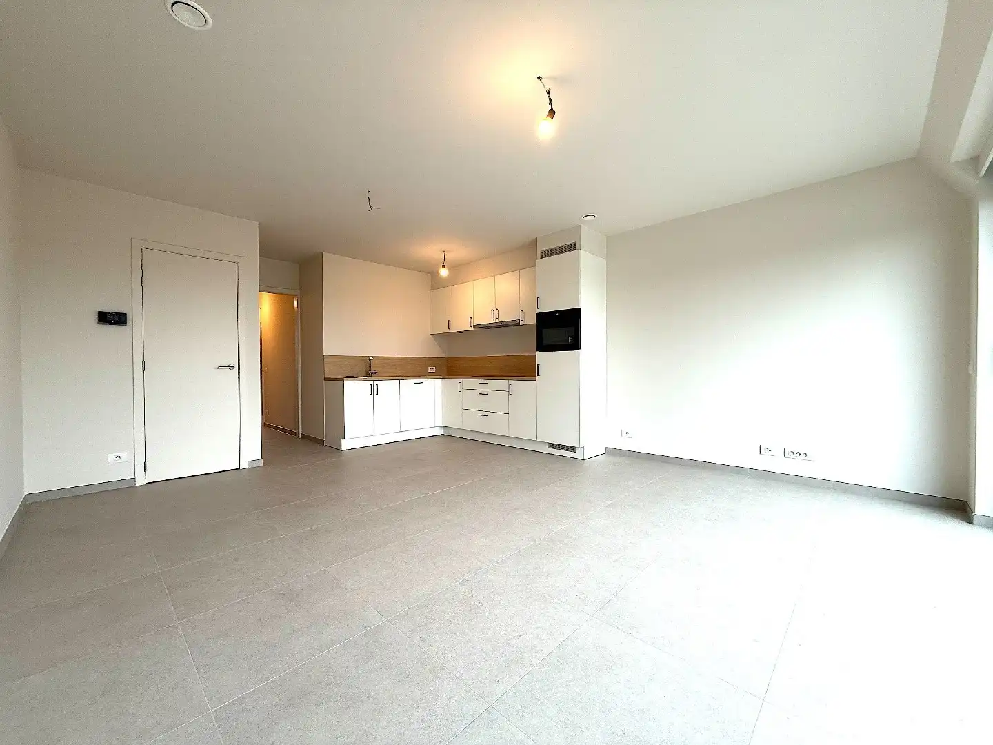 1-slpk nieuwbouwappartement - 6% BTW mogelijk ! foto {{pictureIndex}}