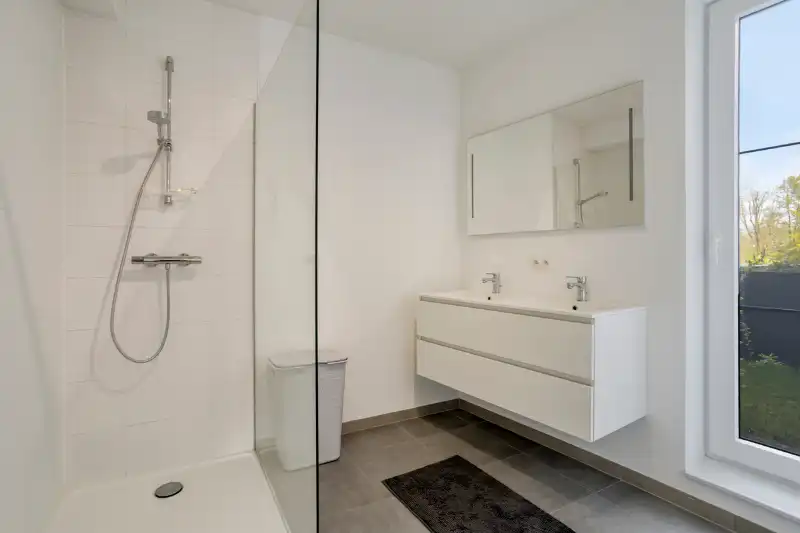 Stijlvol nieuwbouwappartement in het centrum van Nazareth (2024) foto 11