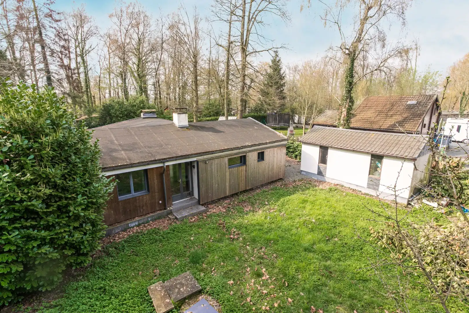 Charmante instapklare bungalow met 3 slaapkamers en garage, gelegen in een rustige en groene woonomgeving foto 20