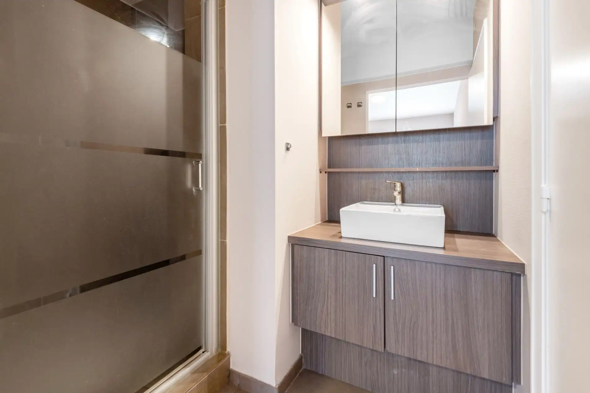 Mooi appartement met 3 slaapkamers op de ZEEDIJK in het Zoute tegen het Albertplein. foto 10