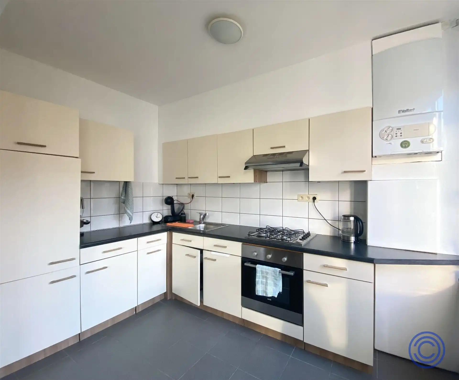 Charmant 1-slaapkamerappartement in het hart van Sint-Andries! foto 4