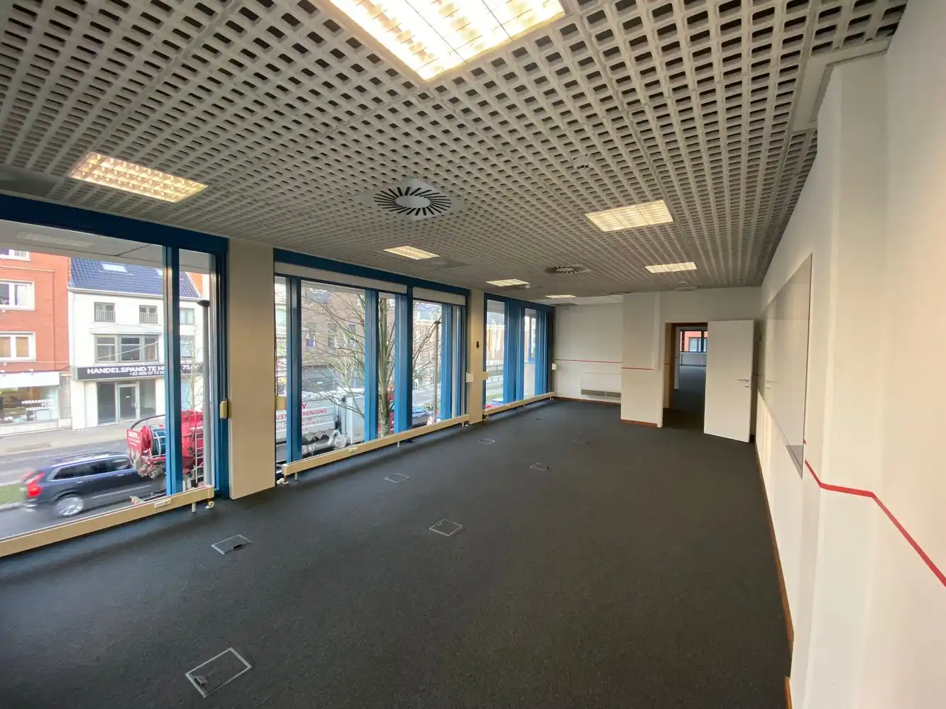 603m² kantoor foto 6