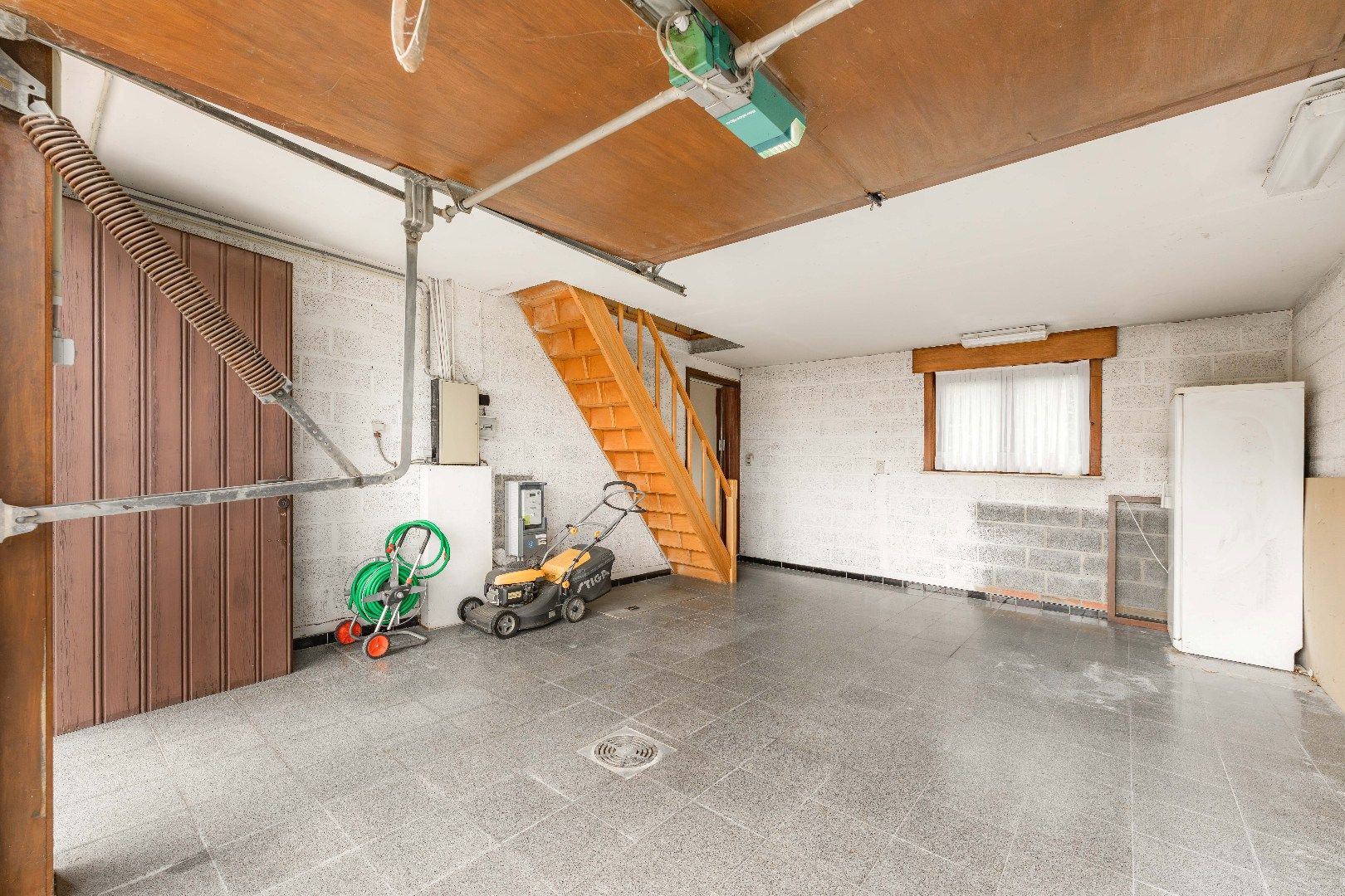 PERFECT GELEGEN ALLEENSTAANDE VILLA MET TUIN EN GARAGE OP 1.032 m² foto 19