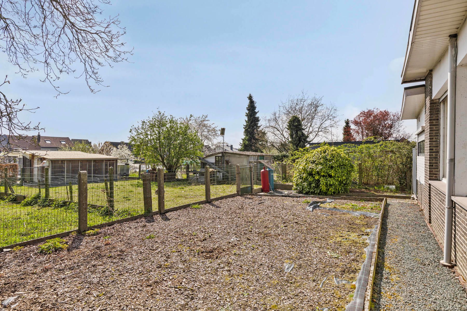 Ruime bungalow met grote tuin te Affligem foto 20