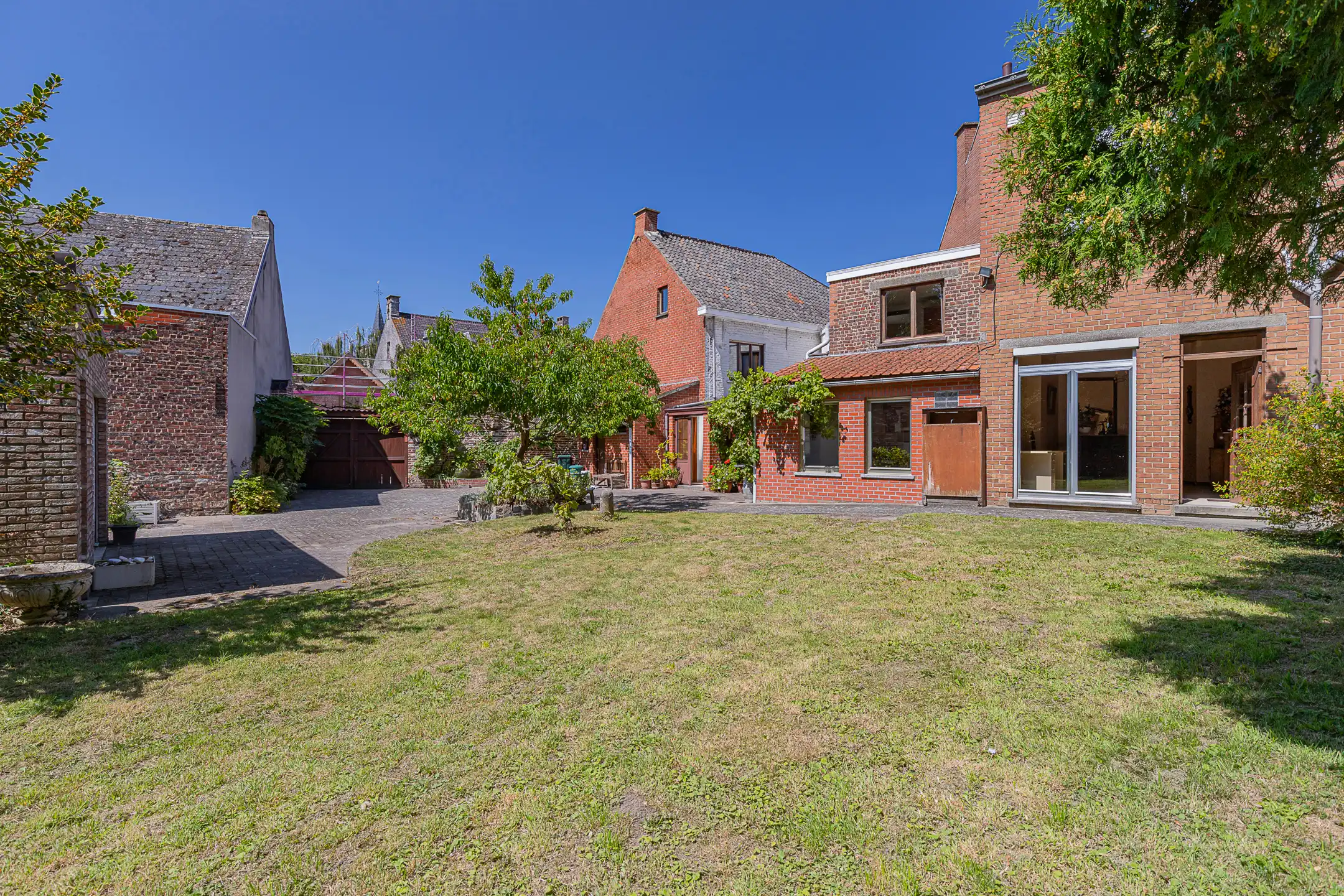 ZWALM - Commercieel pand geschikt voor diverse doeleinden foto 10