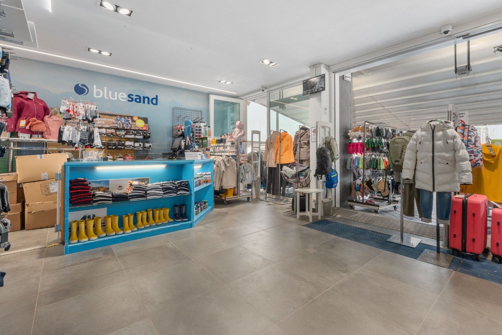 Handelspand te koop in Oostende – Topligging aan de Visserskaai foto 5