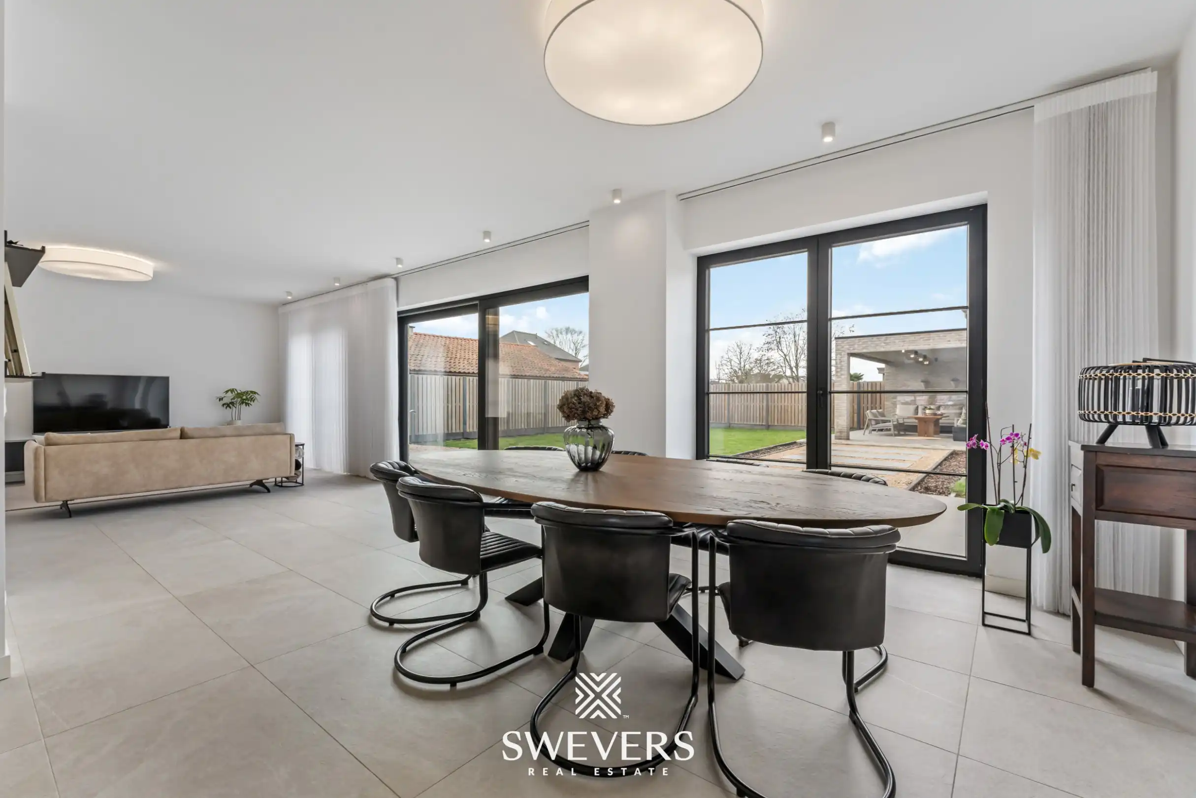 Imposante BEN-villa met luxe-afwerking foto 8