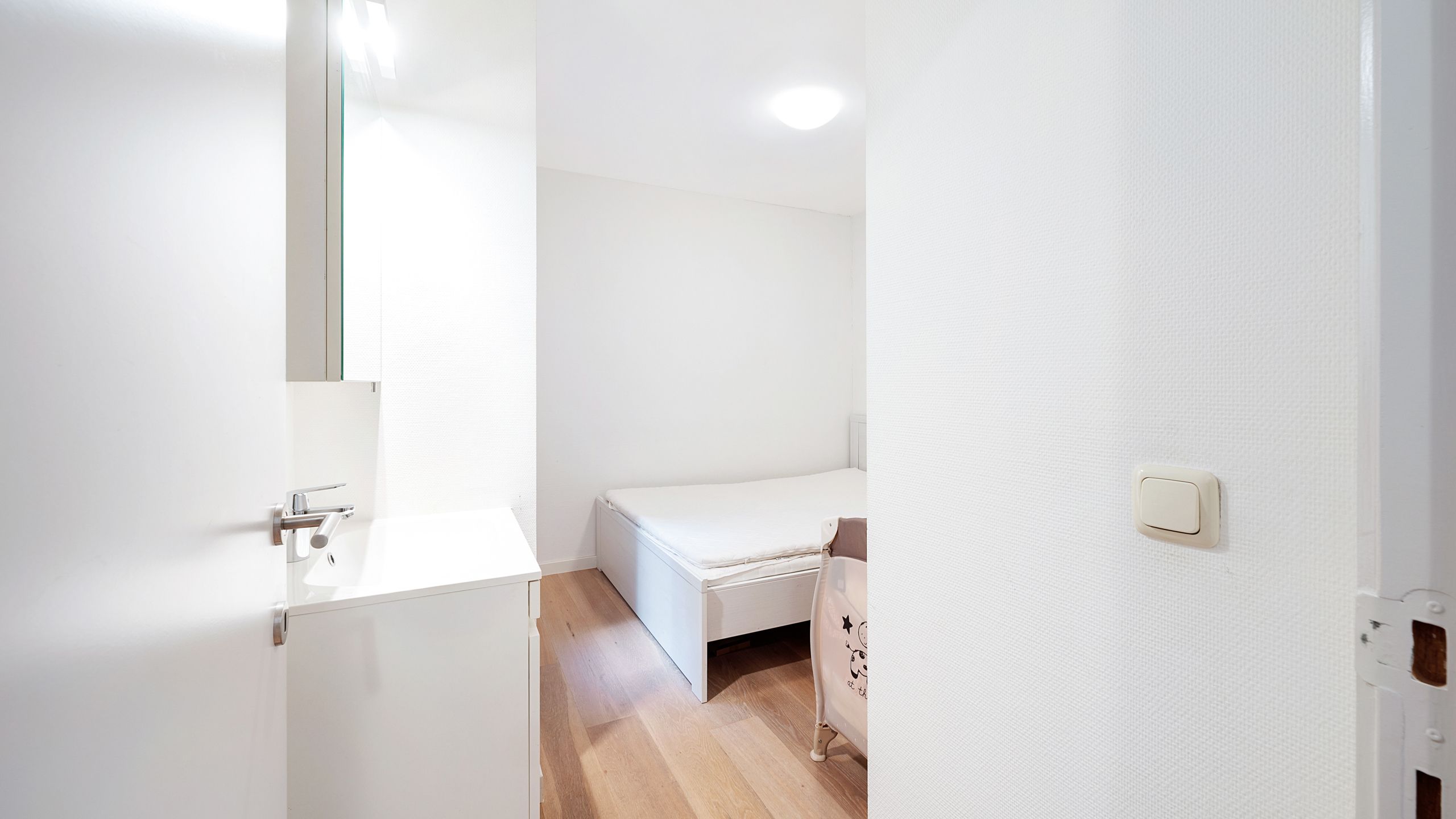 Instapklaar appartement met zijdelings zeezicht aan het Driehoeksplein [Zoute] foto 20