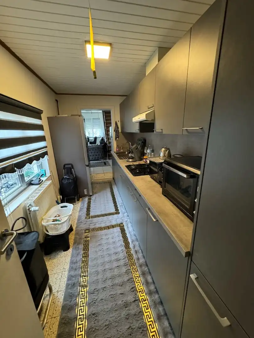 Op te frissen rijwoning foto 5