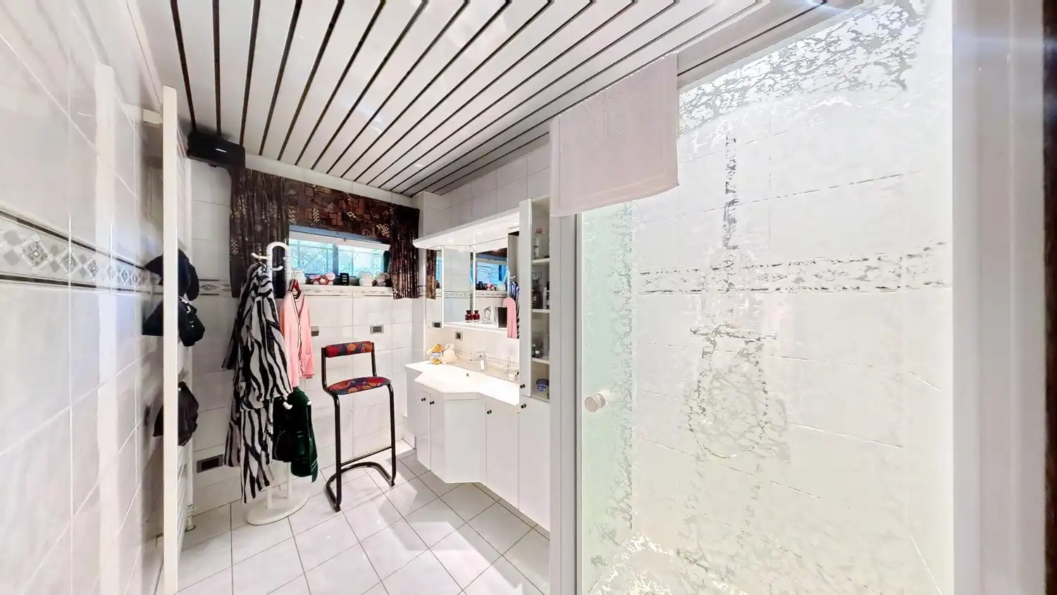 **Exclusieve villa met 5 slaapkamers te koop op een prachtlocatie in Asper!** foto 13