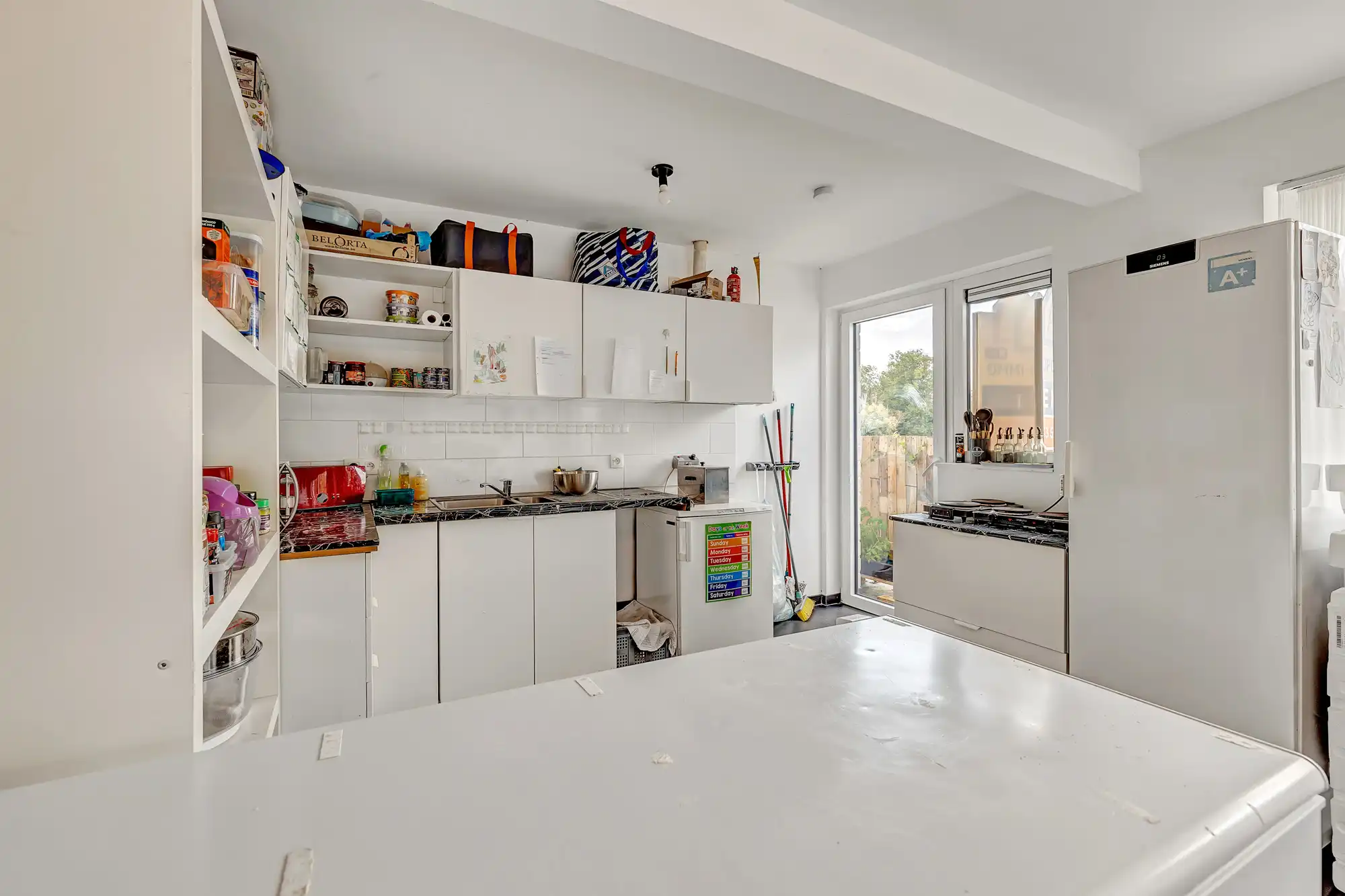 Instapklaar appartement met 3 slpk te centrum Liedekerke foto 4