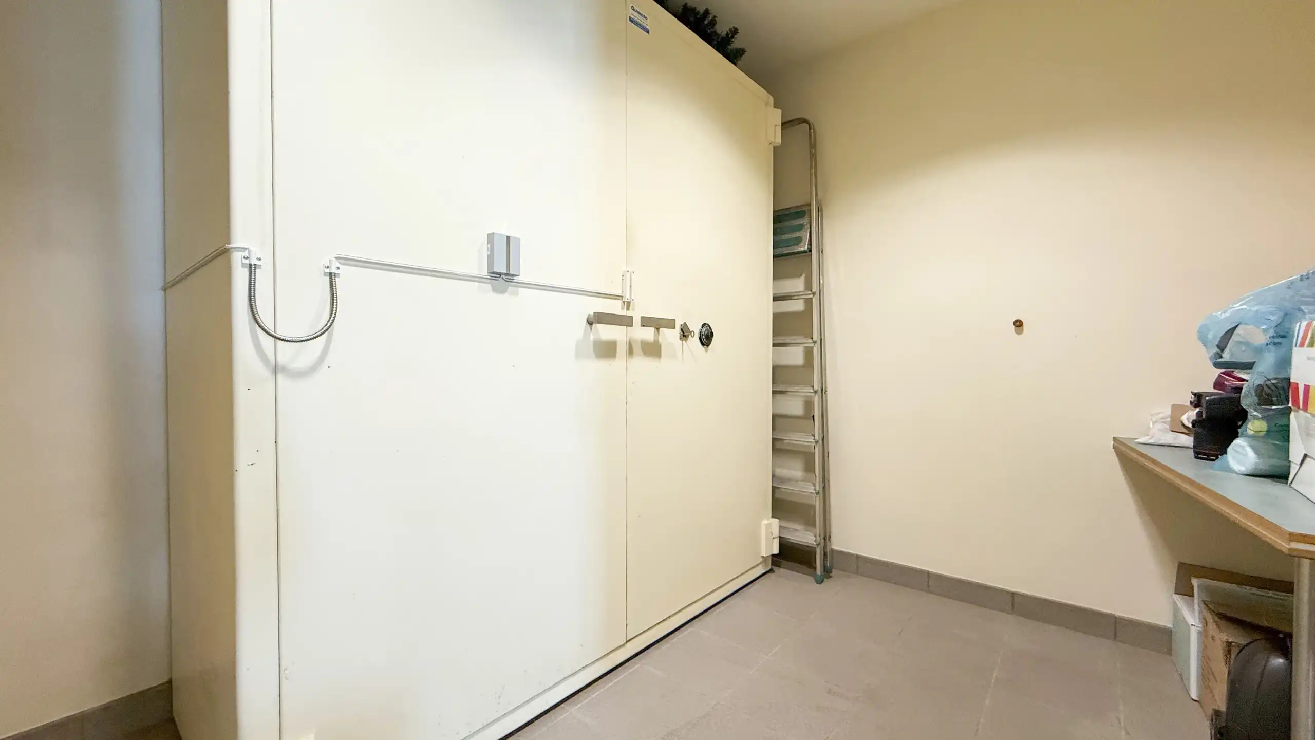 Instapklare kantoorruimte met mogelijkheden te Zolder! foto 9