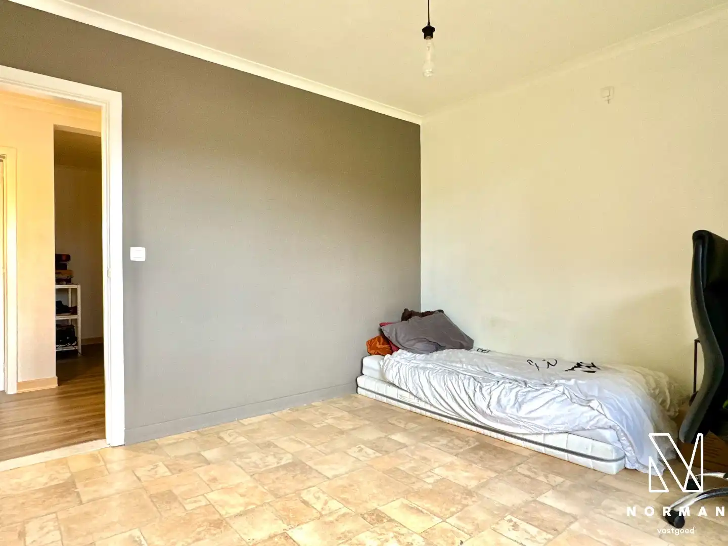 Instapklaar, energiezuinig 2-slaapkamer appartement inclusief ondergrondse autostaanplaats en terras te koop in Kuurne! foto 9