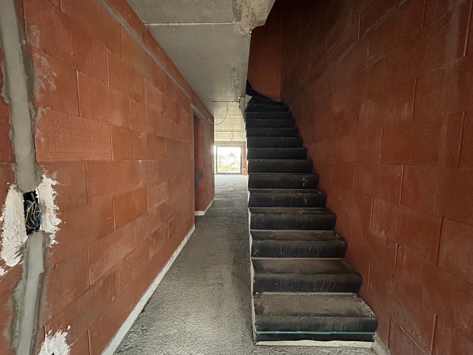 Energiezuinige nieuwbouwwoning met garage foto 3