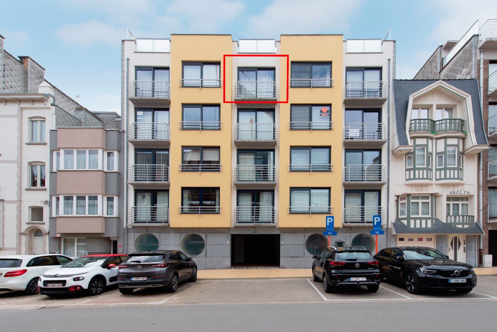 Mooi gemeubeld appartement met zijdelings zeezicht in centrum Middelkerke foto 11